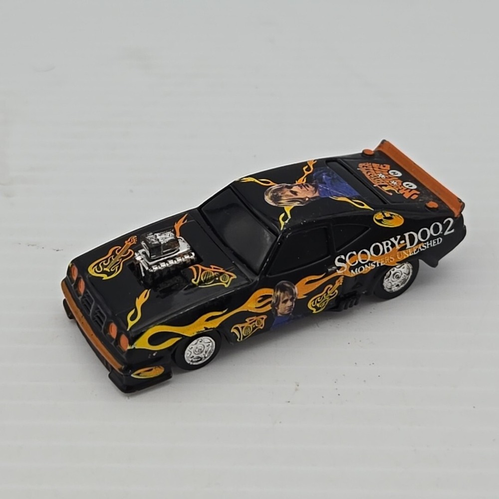 2002 ERTL RACING CHAMPIONS SCOOBY DOO 2 MONSTERS UNLEASHED FRED 1:64 DIECAST CAR